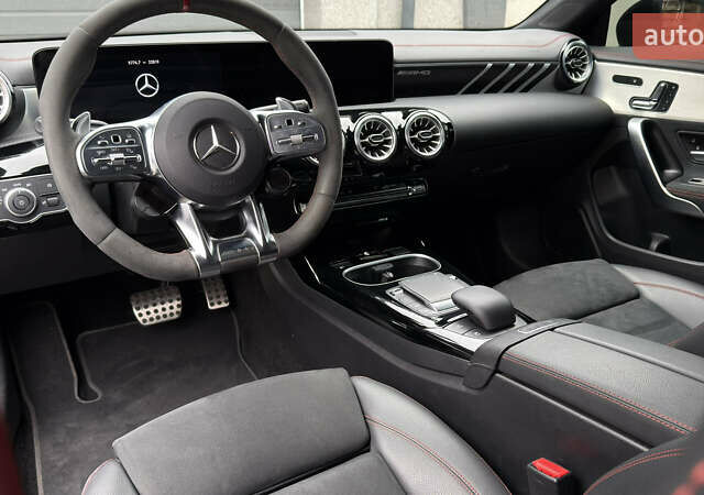 Черный Мерседес ЦЛА-класс, объемом двигателя 1.99 л и пробегом 22 тыс. км за 54000 $, фото 47 на Automoto.ua