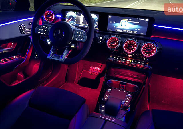 Черный Мерседес ЦЛА-класс, объемом двигателя 1.99 л и пробегом 22 тыс. км за 54000 $, фото 30 на Automoto.ua