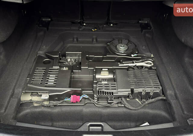 Черный Мерседес ЦЛА-класс, объемом двигателя 1.99 л и пробегом 22 тыс. км за 54000 $, фото 59 на Automoto.ua