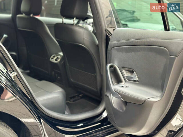 Чорний Мерседес ЦЛА-клас, об'ємом двигуна 2 л та пробігом 11 тис. км за 41000 $, фото 18 на Automoto.ua