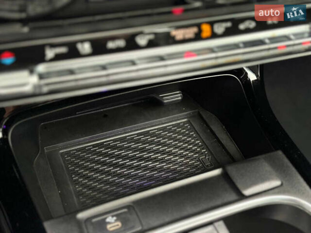 Чорний Мерседес ЦЛА-клас, об'ємом двигуна 2 л та пробігом 11 тис. км за 41000 $, фото 32 на Automoto.ua