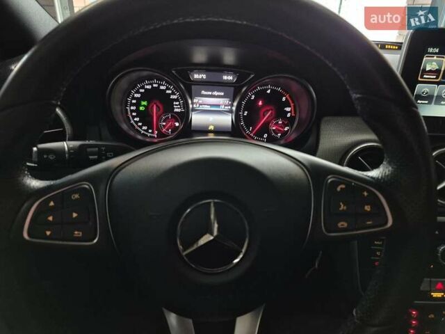 Чорний Мерседес ЦЛА-клас, об'ємом двигуна 2.14 л та пробігом 164 тис. км за 15500 $, фото 9 на Automoto.ua