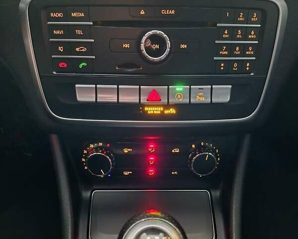 Чорний Мерседес ЦЛА-клас, об'ємом двигуна 2.14 л та пробігом 164 тис. км за 15500 $, фото 10 на Automoto.ua