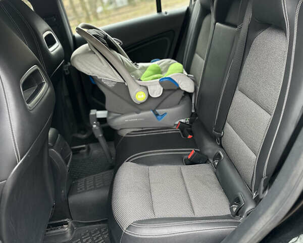 Черный Мерседес ЦЛА-класс, объемом двигателя 2.14 л и пробегом 203 тыс. км за 16500 $, фото 17 на Automoto.ua