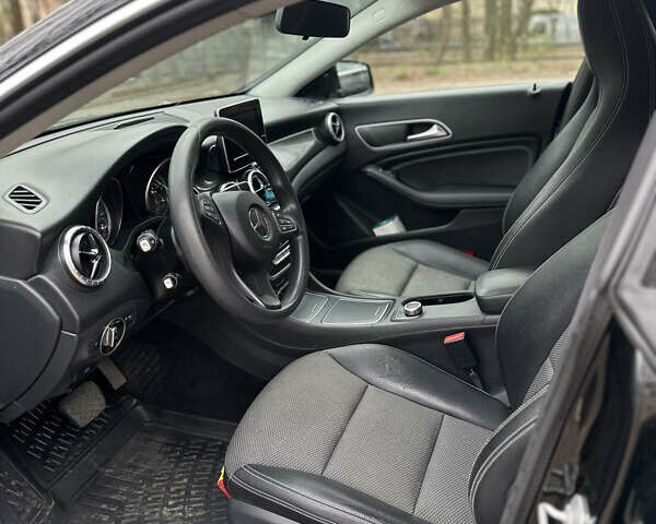 Черный Мерседес ЦЛА-класс, объемом двигателя 2.14 л и пробегом 203 тыс. км за 16500 $, фото 14 на Automoto.ua