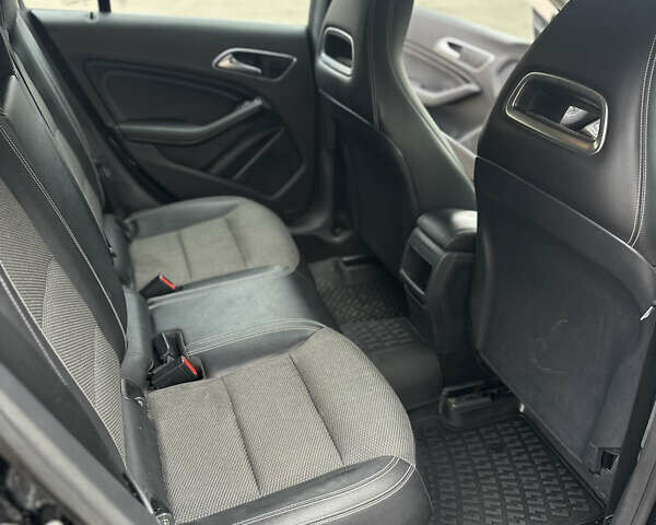 Черный Мерседес ЦЛА-класс, объемом двигателя 2.14 л и пробегом 203 тыс. км за 16500 $, фото 18 на Automoto.ua