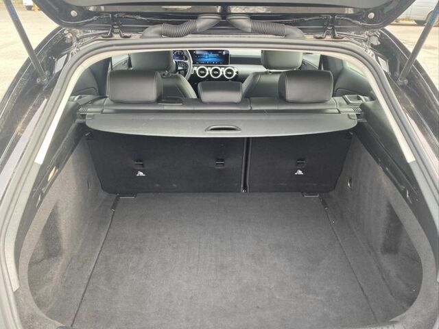 Черный Мерседес ЦЛА-класс, объемом двигателя 2 л и пробегом 112 тыс. км за 25000 $, фото 9 на Automoto.ua