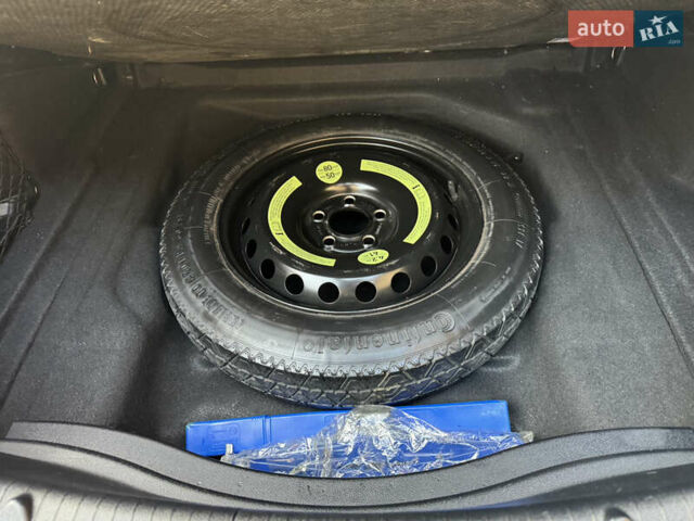 Фиолетовый Мерседес ЦЛА-класс, объемом двигателя 1.8 л и пробегом 250 тыс. км за 14850 $, фото 29 на Automoto.ua