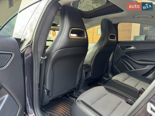 Фиолетовый Мерседес ЦЛА-класс, объемом двигателя 1.8 л и пробегом 250 тыс. км за 14850 $, фото 20 на Automoto.ua