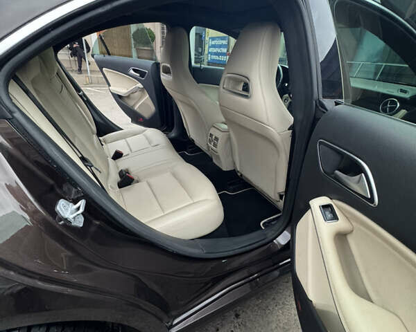 Коричневий Мерседес ЦЛА-клас, об'ємом двигуна 1.99 л та пробігом 166 тис. км за 14200 $, фото 10 на Automoto.ua