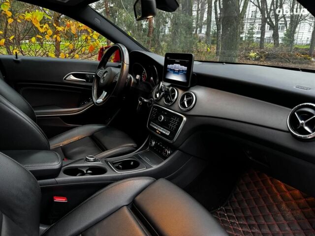 Красный Мерседес ЦЛА-класс, объемом двигателя 2 л и пробегом 128 тыс. км за 17490 $, фото 29 на Automoto.ua