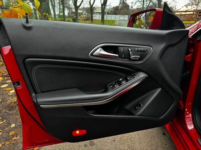 Красный Мерседес ЦЛА-класс, объемом двигателя 2 л и пробегом 128 тыс. км за 17490 $, фото 10 на Automoto.ua