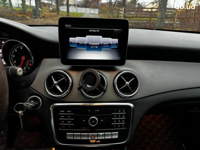 Красный Мерседес ЦЛА-класс, объемом двигателя 2 л и пробегом 128 тыс. км за 17490 $, фото 17 на Automoto.ua