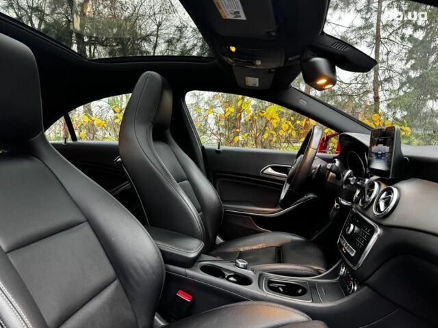 Красный Мерседес ЦЛА-класс, объемом двигателя 2 л и пробегом 128 тыс. км за 17490 $, фото 31 на Automoto.ua