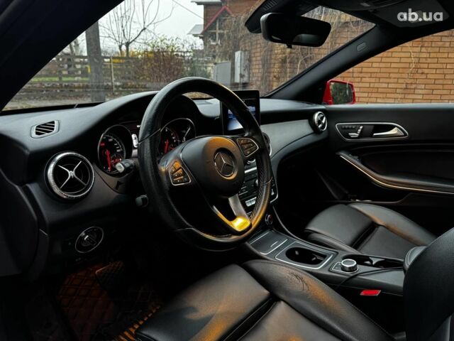 Красный Мерседес ЦЛА-класс, объемом двигателя 2 л и пробегом 128 тыс. км за 17490 $, фото 12 на Automoto.ua