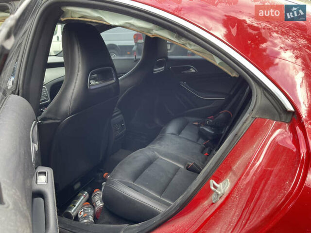 Красный Мерседес ЦЛА-класс, объемом двигателя 2 л и пробегом 240 тыс. км за 6999 $, фото 6 на Automoto.ua