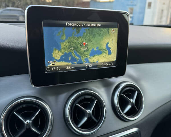 Червоний Мерседес ЦЛА-клас, об'ємом двигуна 1.99 л та пробігом 93 тис. км за 19000 $, фото 16 на Automoto.ua