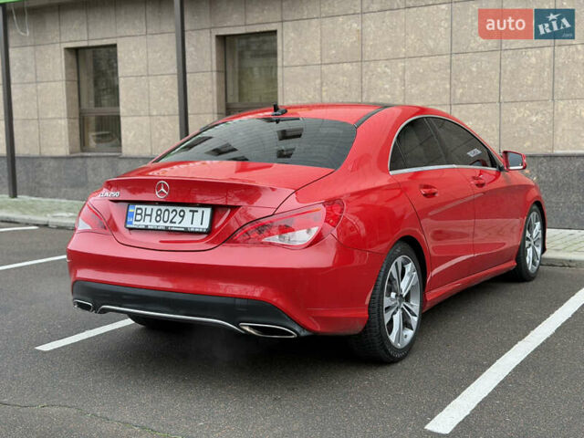 Красный Мерседес ЦЛА-класс, объемом двигателя 2 л и пробегом 109 тыс. км за 12750 $, фото 9 на Automoto.ua