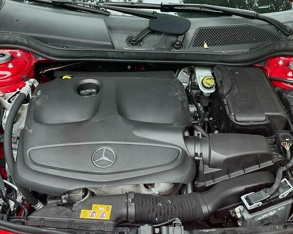 Червоний Мерседес ЦЛА-клас, об'ємом двигуна 1.99 л та пробігом 197 тис. км за 18500 $, фото 21 на Automoto.ua