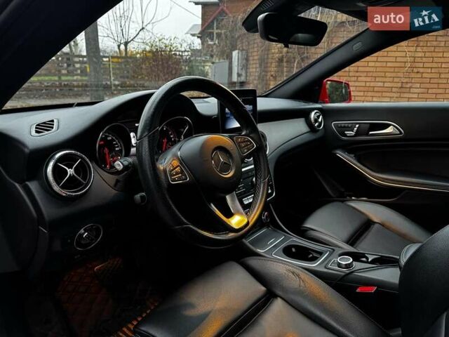 Красный Мерседес ЦЛА-класс, объемом двигателя 2 л и пробегом 128 тыс. км за 17490 $, фото 12 на Automoto.ua