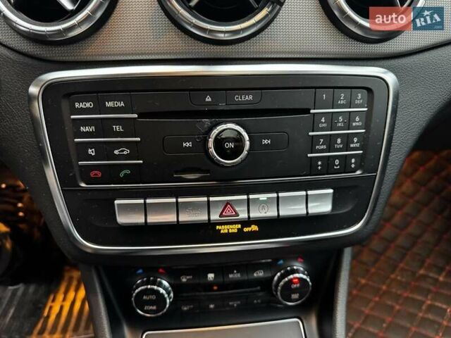 Красный Мерседес ЦЛА-класс, объемом двигателя 2 л и пробегом 128 тыс. км за 17490 $, фото 20 на Automoto.ua