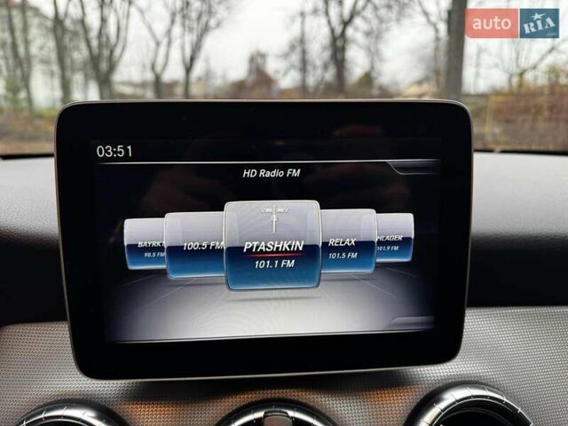 Красный Мерседес ЦЛА-класс, объемом двигателя 2 л и пробегом 128 тыс. км за 17490 $, фото 18 на Automoto.ua