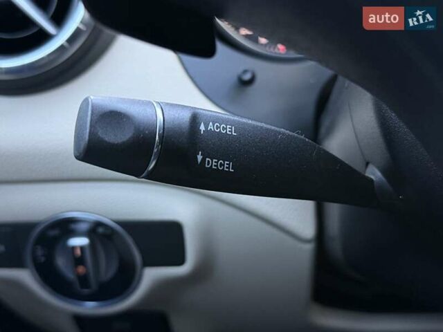 Мерседес ЦЛА-класс 2018 в Киеве на Automoto.ua Красный Мерседес ЦЛА-класс, объемом двигателя 1.99 л и пробегом 127 тыс. км за 18800 $, фото 24 на Automoto.ua