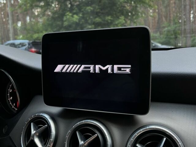 Красный Мерседес ЦЛА-класс, объемом двигателя 2 л и пробегом 60 тыс. км за 19500 $, фото 2 на Automoto.ua