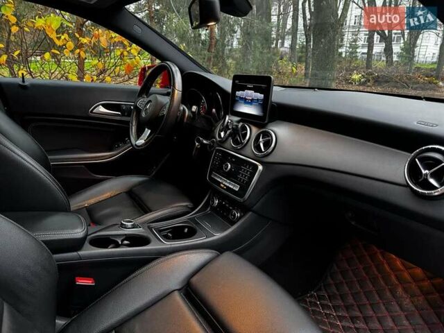 Красный Мерседес ЦЛА-класс, объемом двигателя 2 л и пробегом 128 тыс. км за 17490 $, фото 29 на Automoto.ua