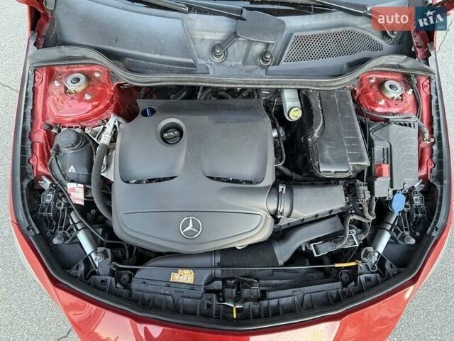 Мерседес ЦЛА-класс 2018 в Киеве на Automoto.ua Красный Мерседес ЦЛА-класс, объемом двигателя 1.99 л и пробегом 127 тыс. км за 18800 $, фото 30 на Automoto.ua