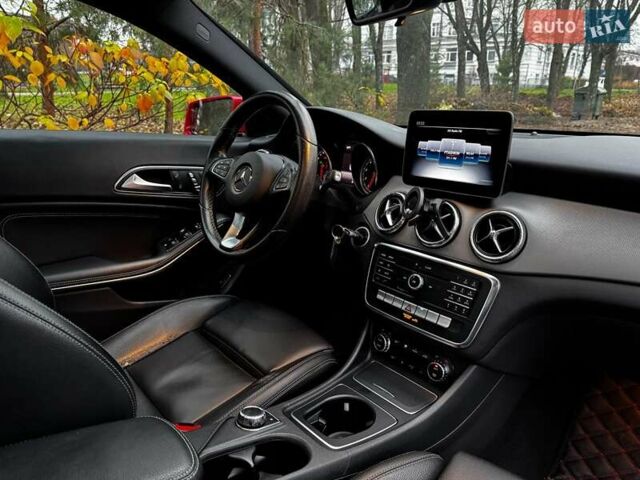 Красный Мерседес ЦЛА-класс, объемом двигателя 2 л и пробегом 128 тыс. км за 17490 $, фото 30 на Automoto.ua