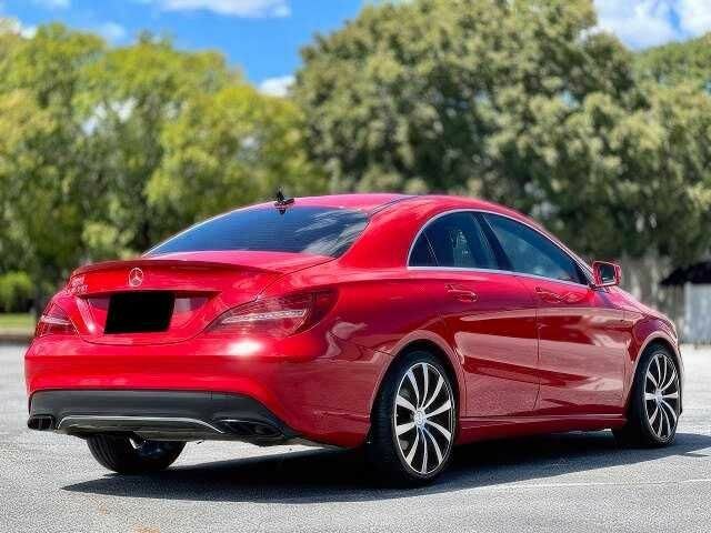 Красный Мерседес ЦЛА-класс, объемом двигателя 2 л и пробегом 89 тыс. км за 11000 $, фото 4 на Automoto.ua