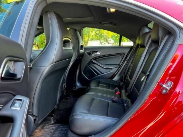 Красный Мерседес ЦЛА-класс, объемом двигателя 2 л и пробегом 49 тыс. км за 9300 $, фото 11 на Automoto.ua