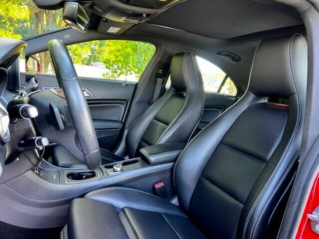 Красный Мерседес ЦЛА-класс, объемом двигателя 2 л и пробегом 49 тыс. км за 9300 $, фото 8 на Automoto.ua