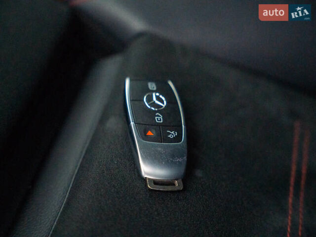 Червоний Мерседес ЦЛА-клас, об'ємом двигуна 1.99 л та пробігом 27 тис. км за 41000 $, фото 25 на Automoto.ua