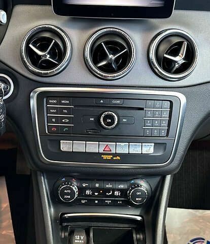 Мерседес ЦЛА-клас, об'ємом двигуна 2.1 л та пробігом 118 тис. км за 15950 $, фото 15 на Automoto.ua