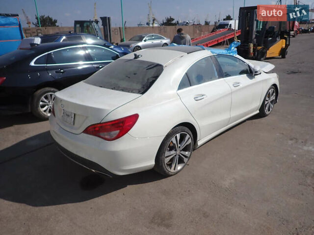 Мерседес ЦЛА-класс, объемом двигателя 2 л и пробегом 160 тыс. км за 8900 $, фото 6 на Automoto.ua