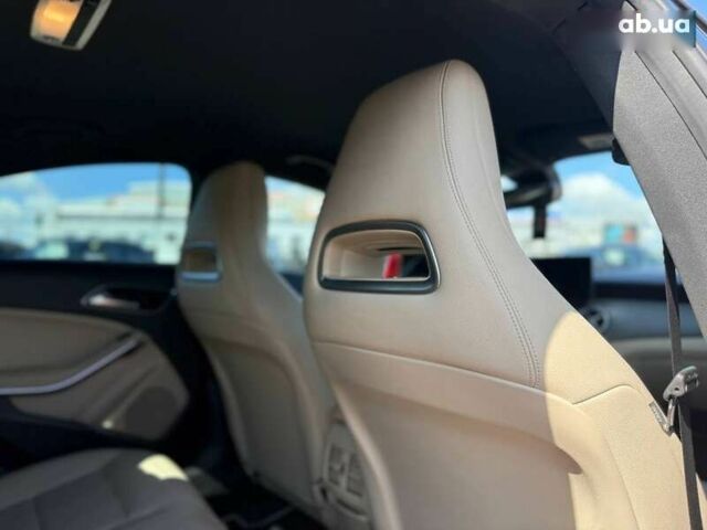 Мерседес ЦЛА-класс, объемом двигателя 2 л и пробегом 127 тыс. км за 19490 $, фото 22 на Automoto.ua