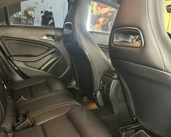 Мерседес ЦЛА-класс, объемом двигателя 0 л и пробегом 172 тыс. км за 16300 $, фото 9 на Automoto.ua