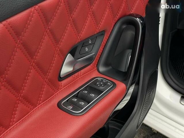 Мерседес ЦЛА-класс, объемом двигателя 1.5 л и пробегом 145 тыс. км за 31990 $, фото 25 на Automoto.ua