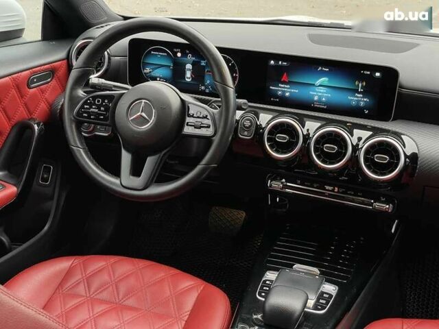 Мерседес ЦЛА-класс, объемом двигателя 1.5 л и пробегом 145 тыс. км за 31990 $, фото 19 на Automoto.ua