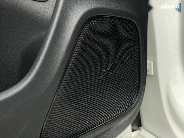 Мерседес ЦЛА-класс, объемом двигателя 1.5 л и пробегом 145 тыс. км за 31990 $, фото 26 на Automoto.ua