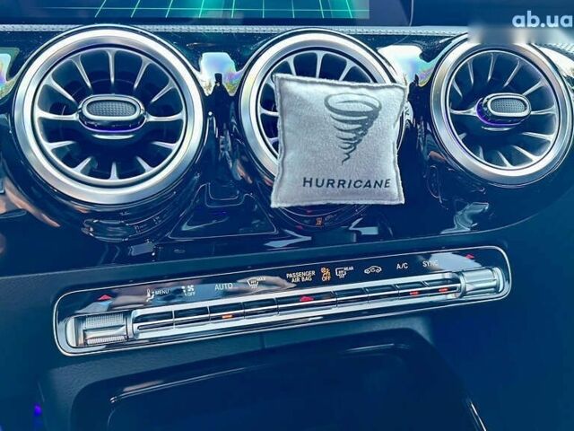 Мерседес ЦЛА-класс, объемом двигателя 2 л и пробегом 20 тыс. км за 53000 $, фото 25 на Automoto.ua