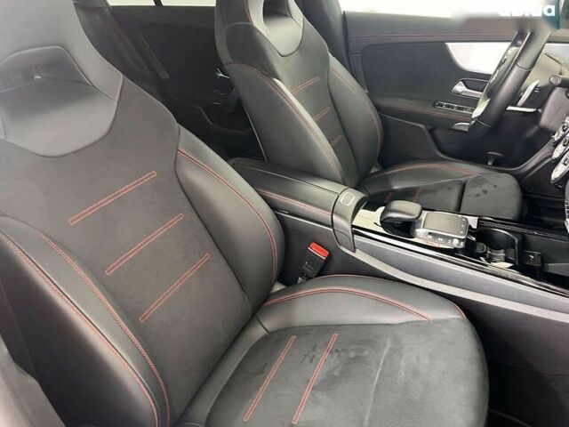 Мерседес ЦЛА-класс, объемом двигателя 2 л и пробегом 174 тыс. км за 27450 $, фото 17 на Automoto.ua