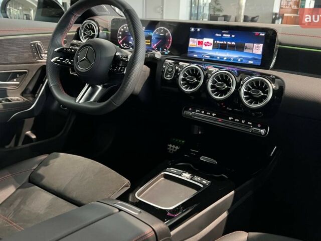 Мерседес ЦЛА-класс 2025 в Киеве на Automoto.ua Мерседес ЦЛА-класс, объемом двигателя 1.95 л и пробегом 0 тыс. км за 63758 $, фото 12 на Automoto.ua