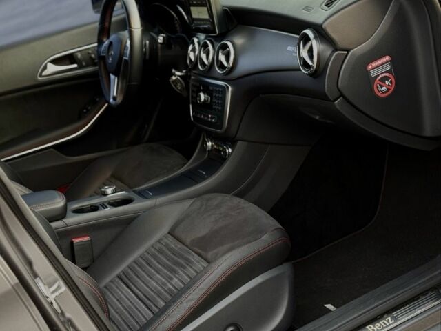 Серый Мерседес ЦЛА-класс, объемом двигателя 1.6 л и пробегом 200 тыс. км за 15300 $, фото 9 на Automoto.ua