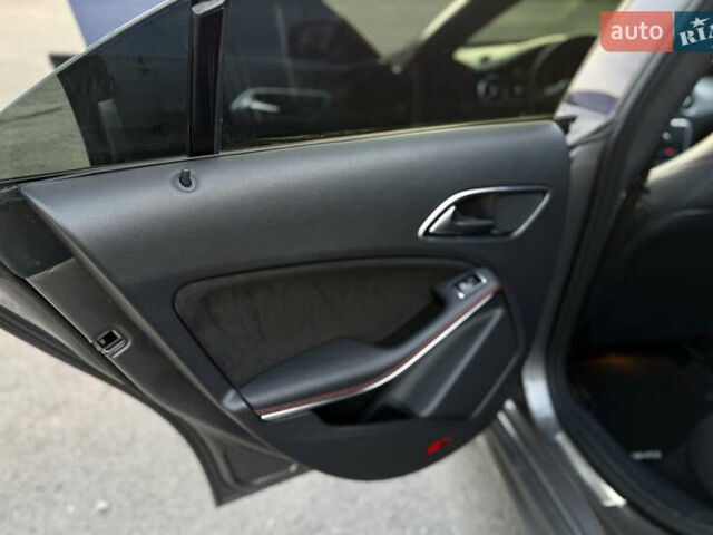 Серый Мерседес ЦЛА-класс, объемом двигателя 1.6 л и пробегом 200 тыс. км за 15300 $, фото 33 на Automoto.ua