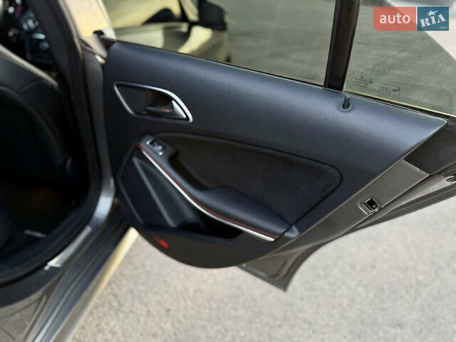 Серый Мерседес ЦЛА-класс, объемом двигателя 1.6 л и пробегом 200 тыс. км за 15300 $, фото 34 на Automoto.ua
