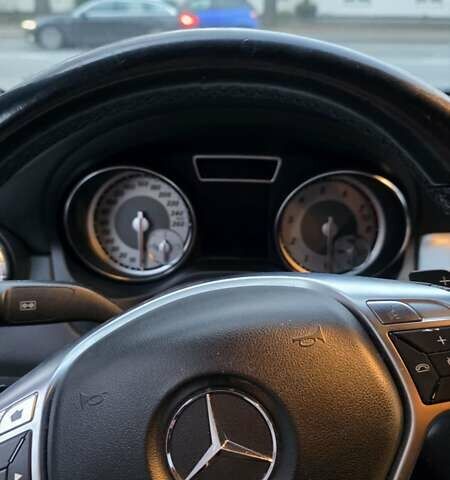 Серый Мерседес ЦЛА-класс, объемом двигателя 1.6 л и пробегом 242 тыс. км за 12500 $, фото 11 на Automoto.ua