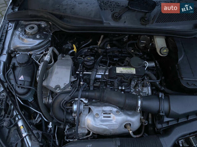 Серый Мерседес ЦЛА-класс, объемом двигателя 2 л и пробегом 220 тыс. км за 16000 $, фото 22 на Automoto.ua